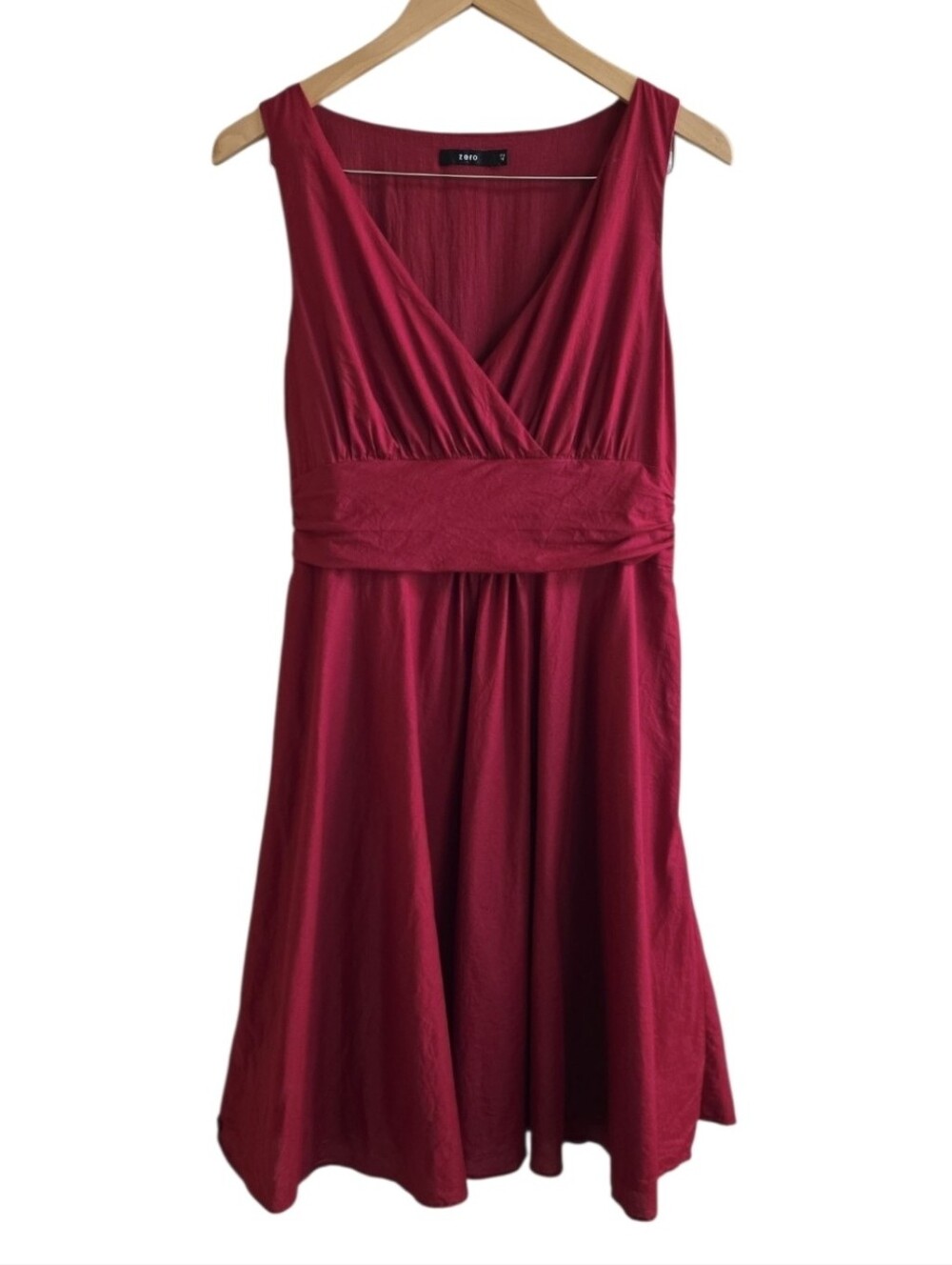 Zero Women's 100% Cotton Red A-line V-neck Lined Belted Mini Dress. Size Large